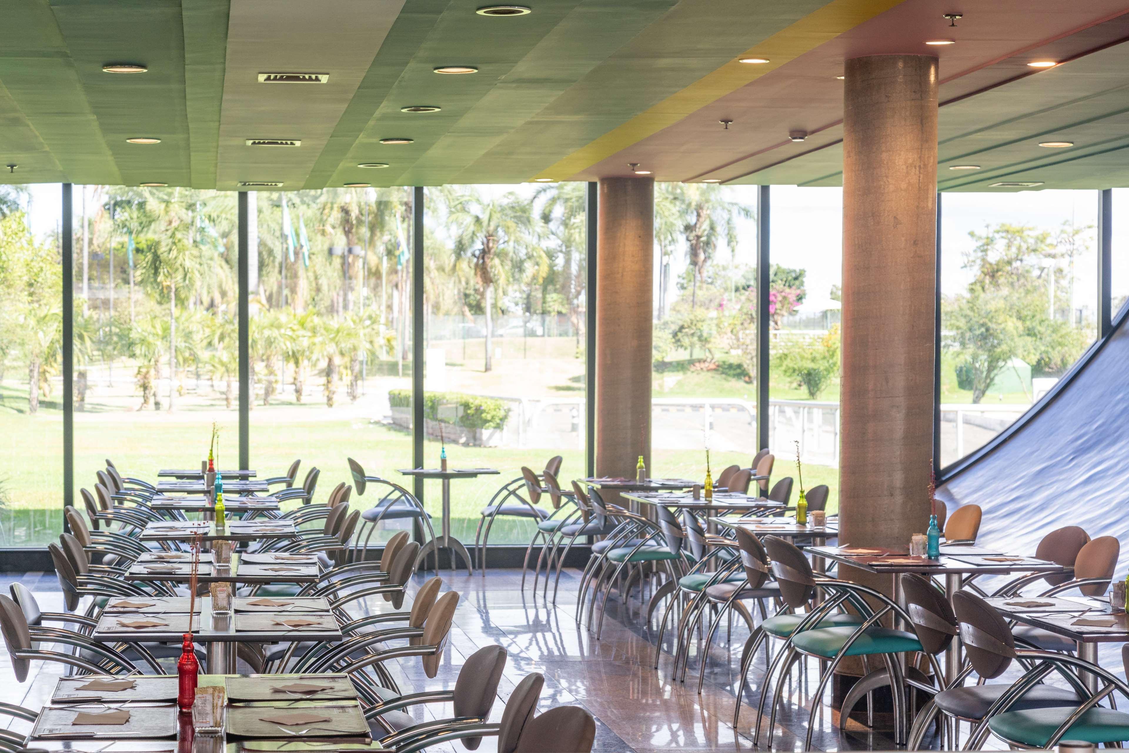 Golden Tulip Brasilia Alvorada Hotel Exterior photo