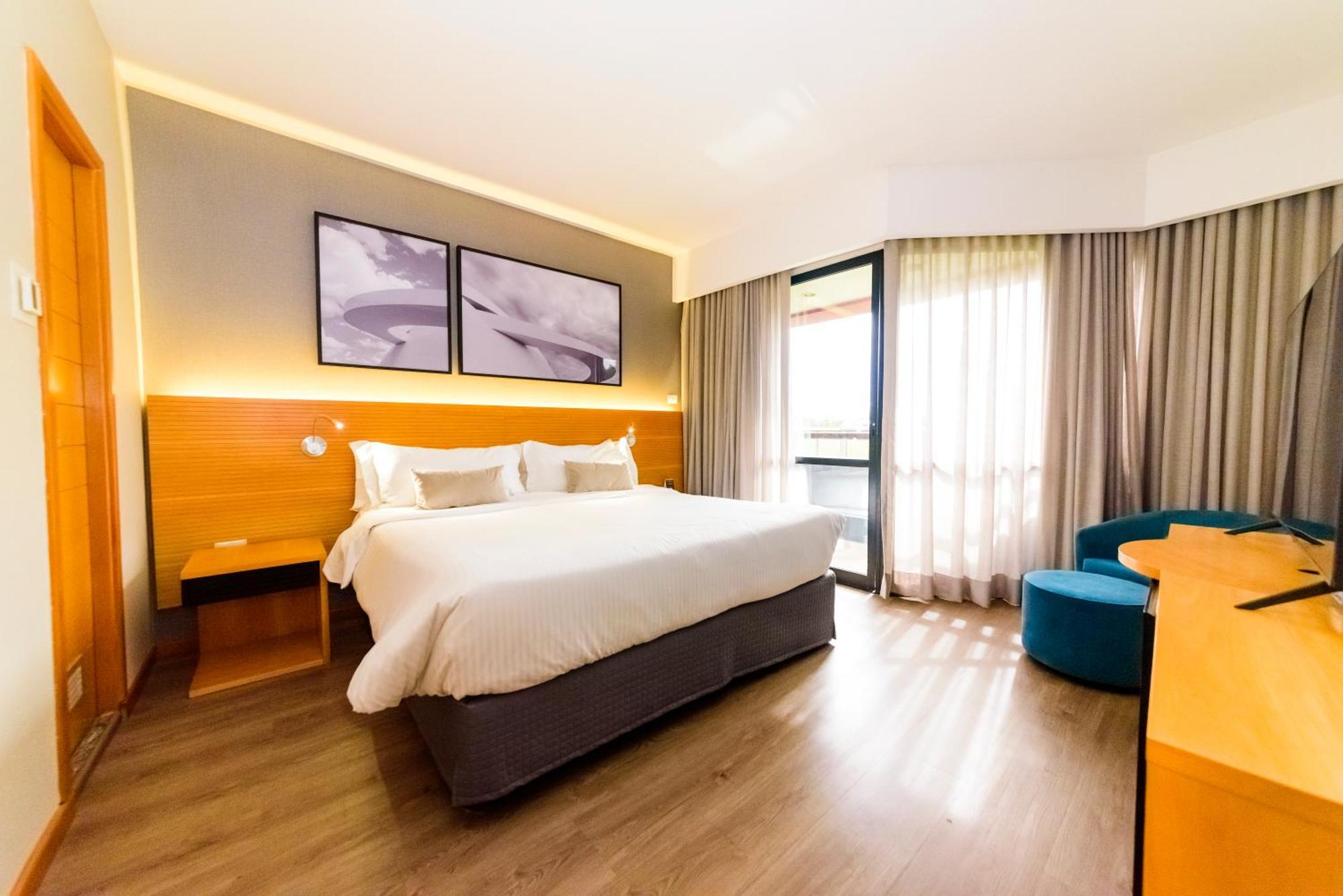 Golden Tulip Brasilia Alvorada Hotel Exterior photo